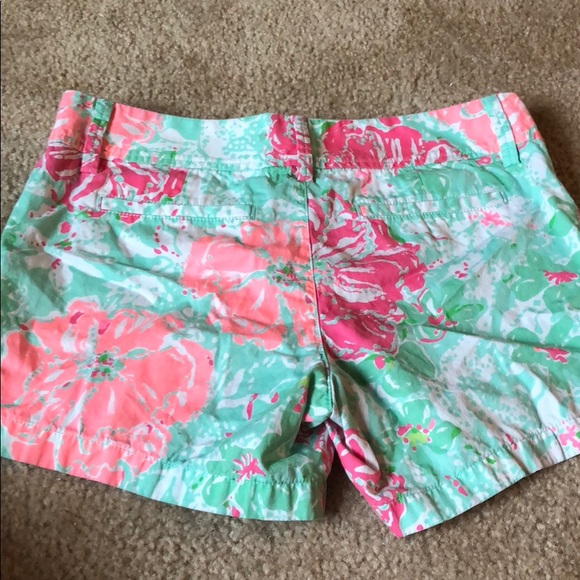Lilly Pulitzer Callahan Shorts Size 6 - Picture 3 of 3